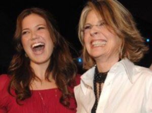 Mandy Moore Instagram - They say don’t meet your heros but I got to work with one of mine and even call her “mom” for a few months. An honor of a lifetime. What an incandescent human Di is and was. I am so sad she’s gone for all the reasons but also because it felt like she’d be here forever, dazzling us with her talent and charm (and her style, c’mon)!!! One of the very best to ever do it. All my love to her children and loved ones.