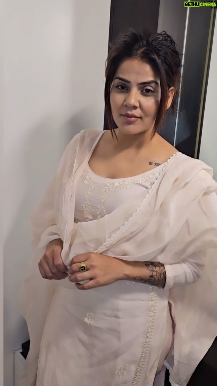 Mane Sandhu - 10.4K Likes - 