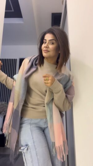 Mane Sandhu Instagram - Hairs by; @samrizsalon
