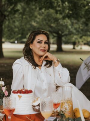 Manisha Koirala Instagram - ✨ Celebrations are always sweeter when shared 🤗💫
Surrounded by family, old friends, new friends & all the love from well-wishers — moments like these are what truly matter. 🥂❤️ #Gratitude #CelebrationVibes #TogetherIsBetter #GoodTimesOnly #FriendsAndFamily #LoveAndLaughter #MakingMemories #PartyMood #GratefulHearts
Miss you @lovelettersfortheworld 🫶
H&M @samirabeauty.uk 
Photographer @sandiasphotography 
Outfits @ginilondon 🫶