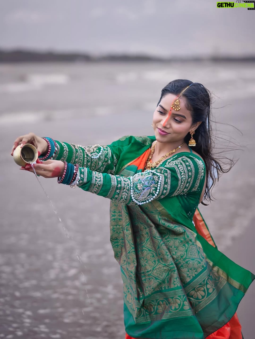 Manisha Rani - 1.7 Million Likes - Yah festival Nahi emotion hai hum Bihariyon ke liye .
Jai Chhathi Maiya 🙏

#chhath_puja #bihari