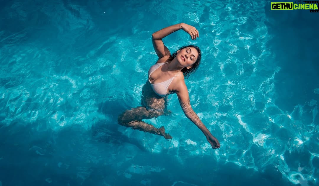 Manjari Fadnnis - 9.1K Likes - ‘Coz i was born a Waterbaby, swimming with these times. 
The grooves that turn the grey to sunshine. 
Coz i will live through days that break me swimming with these times. 
The grooves that turn the grey to sunshine.’ 
-Tom Misch
🩵🩵🩵🩵🩵

📸 @rakeshsidana 

#swim #poolside #summer #waterbaby