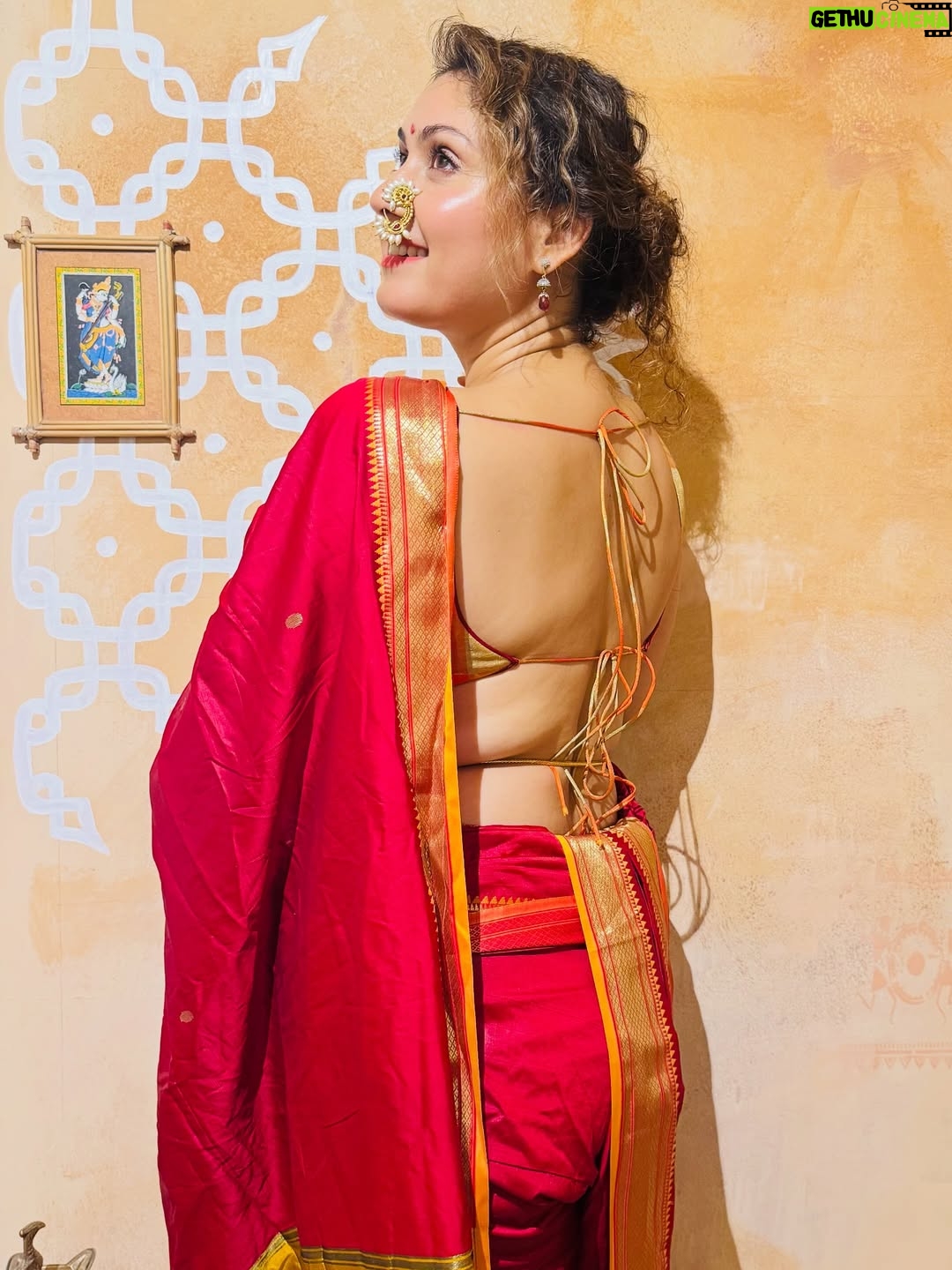 Manjari Fadnnis - 60.8K Likes - Marathi Mulgi😋

Styling & Outfit by: Preeti Sharma @preetis25 

Thankuuu for that gorgeous Maharashtrian Nath @styleebyapurrva 

Thankuuu for the pics @sugandhdhindaw 😘

#marathi #maharashtra #maharashtrian  #nauvari #maharashtriansaree #nauvarisaree