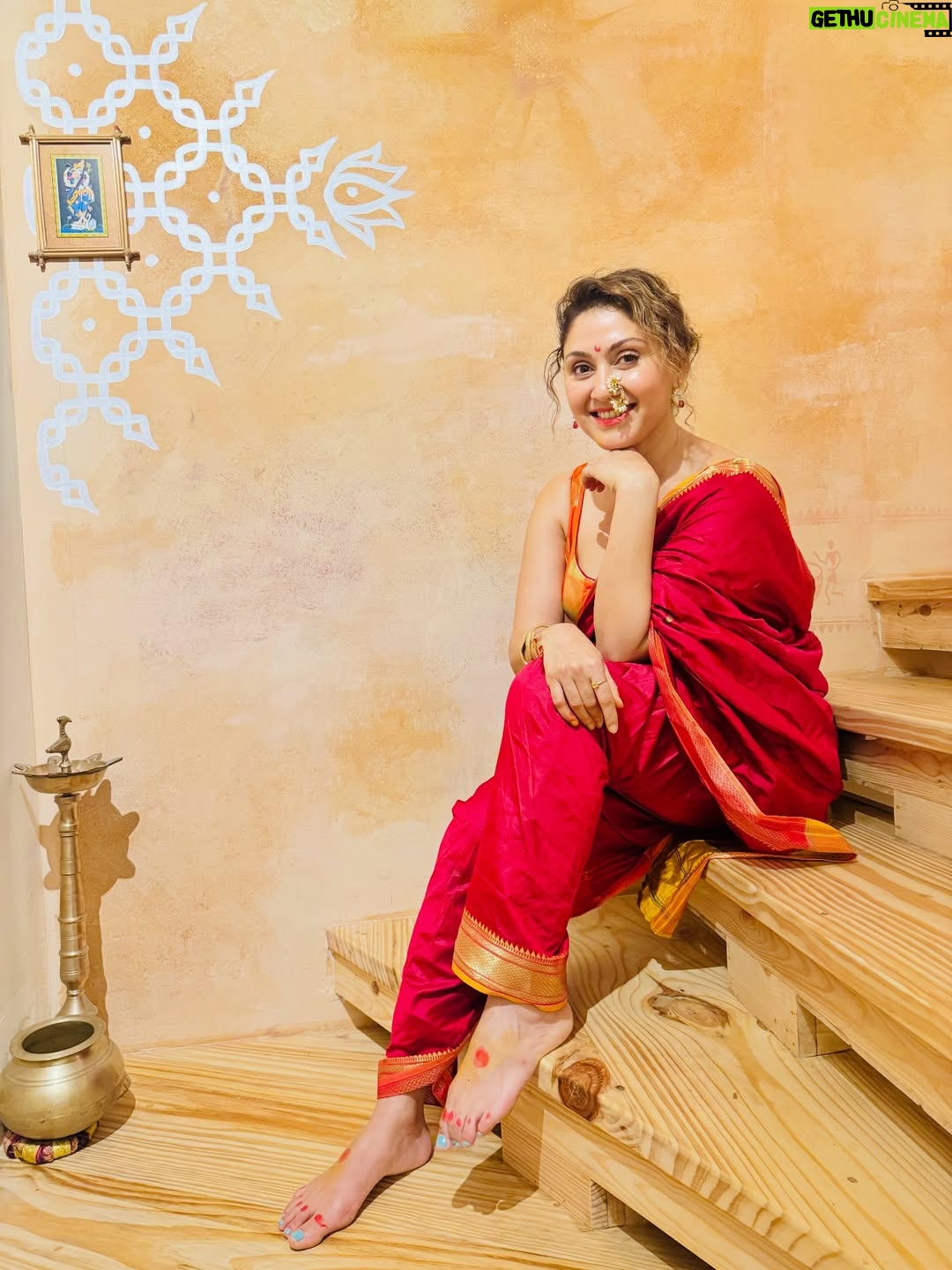 Manjari Fadnnis - 60.8K Likes - Marathi Mulgi😋

Styling & Outfit by: Preeti Sharma @preetis25 

Thankuuu for that gorgeous Maharashtrian Nath @styleebyapurrva 

Thankuuu for the pics @sugandhdhindaw 😘

#marathi #maharashtra #maharashtrian  #nauvari #maharashtriansaree #nauvarisaree