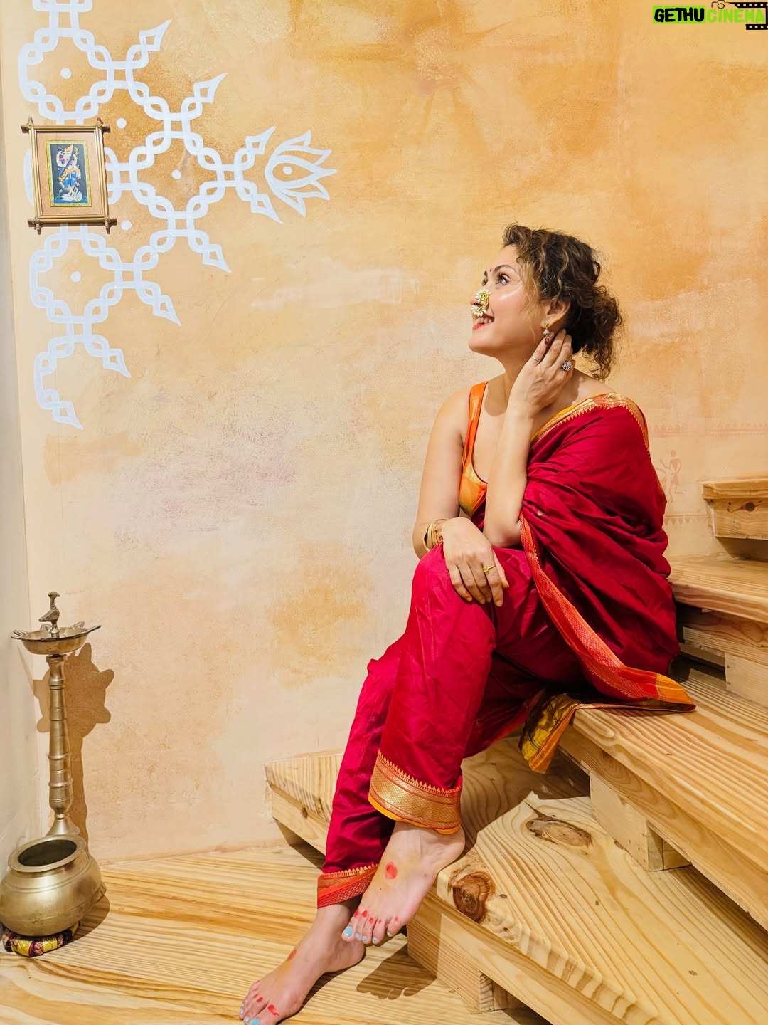Manjari Fadnnis - 60.8K Likes - Marathi Mulgi😋

Styling & Outfit by: Preeti Sharma @preetis25 

Thankuuu for that gorgeous Maharashtrian Nath @styleebyapurrva 

Thankuuu for the pics @sugandhdhindaw 😘

#marathi #maharashtra #maharashtrian  #nauvari #maharashtriansaree #nauvarisaree