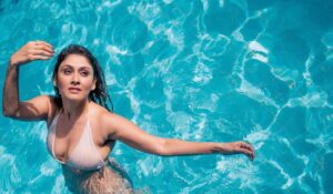 Manjari Fadnnis Instagram - ‘Coz i was born a Waterbaby, swimming with these times. 
The grooves that turn the grey to sunshine. 
Coz i will live through days that break me swimming with these times. 
The grooves that turn the grey to sunshine.’ 
-Tom Misch
🩵🩵🩵🩵🩵

📸 @rakeshsidana 

#swim #poolside #summer #waterbaby
