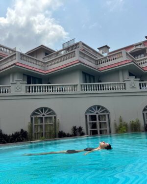 Mansi Bhanushali Instagram - A much needed RESET ☀️🏖️🌊🥟🌼