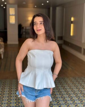 Mansi Bhanushali Instagram - 🤍