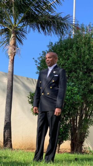 Mapula Mafole Instagram - I miss you Every Day. Each day more than the day before. My heart is broken. Nothing makes sense anymore. Everything reminds me of you. I hate that i cant share things with you anymore. I hate that you are not here. I will love and miss you until my last day Papa 💔🕊️