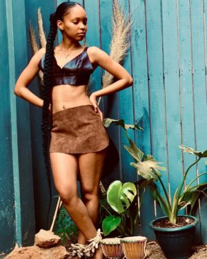 Mapula Mafole Instagram - Tlou 🐘

👩🏾‍🦱: @esonaturals6