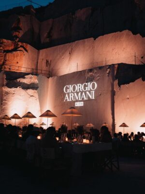 Margherita Buy Instagram - Giorgio Armani sei Forte…dei Marmi!
@giorgioarmani
@kith
Ph. @lucaspossiede