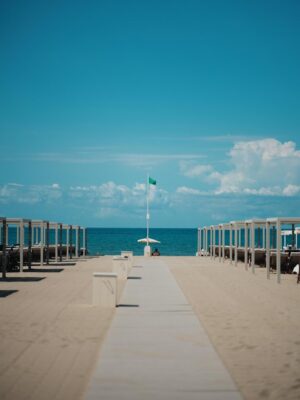 Margherita Buy Instagram - Giorgio Armani sei Forte…dei Marmi!
@giorgioarmani
@kith
Ph. @lucaspossiede