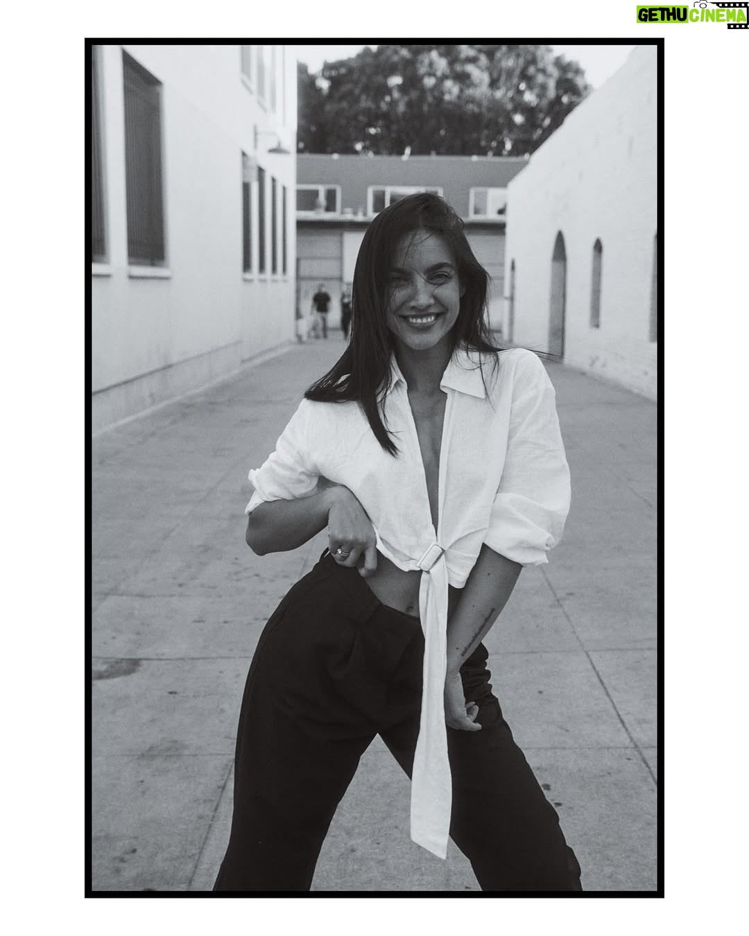 María Gabriela de Faría - 56.5K Likes - Así quedaron las fotos de @thefaria para @asuntosdemujeres en Pasadena, CA 

Gracias @patrirosasgodoy y @titirosasgodoy por la confianza