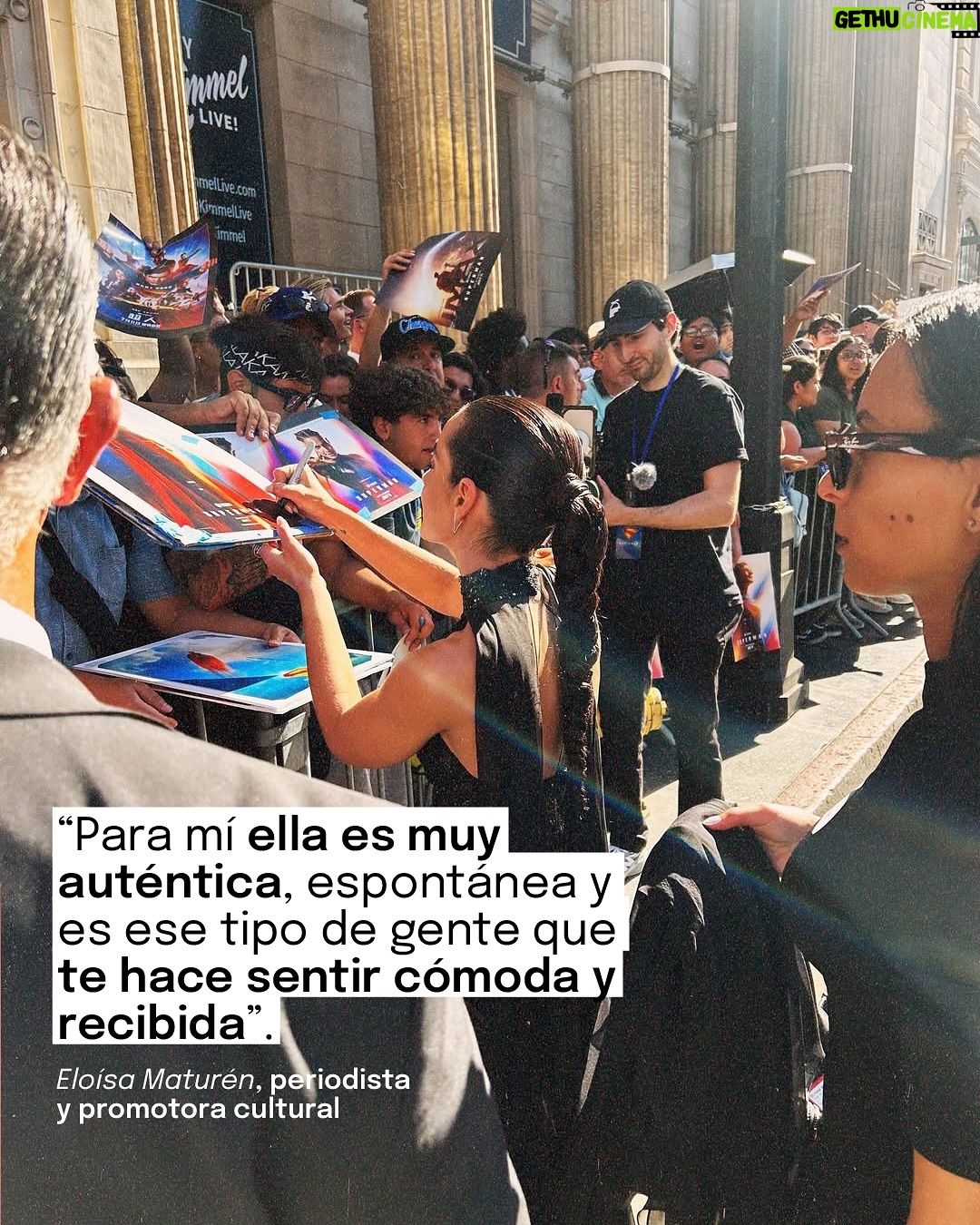 María Gabriela de Faría - 38.5K Likes - María Gabriela de Faría (@thefaria) es de esos personajes de la cultura pop que parecen salidos de una película que mezcla acción, fantasía y romance. Tiene una alegría y una conexión con la naturaleza que demuestra cuando se acerca a una pequeña flor para olerla y a su vez es capaz de representar en pantalla a un atormentado demonio como Balban, en El exorcismo de Dios de Alejandro Hidalgo, o a una idealista villana como Angela Spica, en la Superman de James Gunn que parece ser su trampolín a una carrera estable en la gran industria del cine.

Un salto que no ha sido de la noche a la mañana. De Faría actúa desde muy pequeña, ha tenido altos y bajos, como le dijo a El Nacional en una entrevista en julio a propósito del estreno de Superman. “Yo soy actriz desde los 5 años, tengo 27 años de carrera. No es que no crea en mí. No es que no haya tomado los pasos para llegar acá”.

Pasearse por sus trabajos en la televisión nacional es encontrarse con una artista que siempre supo que quería ser actriz; sus primeros pasos en la interpretación —en telenovelas como Trapos íntimos o Ser bonita no basta, así como la teleserie infantil Túkiti, crecí de una— los dio cuando tenía menos de 15 años de edad. El gran golpe, el que la hizo famosa y un ícono en su época, llegó con Isabella “Isa” Pasquali en Isa TKM, telenovela juvenil de Nickelodeon que cuenta la historia de una carismática adolescente de Caracas que afronta desafíos típicos de su edad como el primer amor o los secretos familiares.

Hay que sentarse y escuchar temas de Isa TKM como “Ven a bailar”, el más popular, o “Debía ser amor”, repletos de aquella estética colorida y romántica de la primera década del siglo XXI, para ver todo lo que ha evolucionado María Gabriela de Faría.

Porque si bien fue una gran oportunidad estar en la producción de Nickelodeon, su carrera pudo correr el riesgo de quedarse encasillada en el epíteto de ícono juvenil. No fue así.

De su talento hablan en este perfil de El Nacional conocedores del sector como Alejandro Hidalgo, quien la consideró una de las actrices más formidables del país, Alejandro Bellame, Eloísa Maturén y Pablo Blanco.

✍🏻@IsaacGMendoza
🖌️ @orianamileima