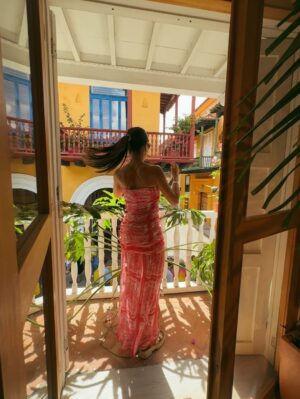 María González Roesch Instagram - Cartagena vibes 🦀 y un pedacito de Costa Rica viajando conmigo hasta el Caribe colombiano 🌴
Legado costarricense vía @concepcionmiranda ♥️