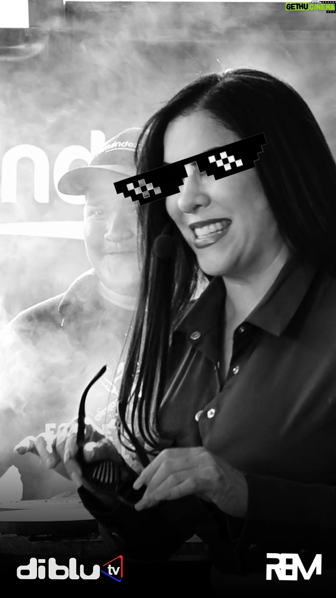 María Mercedes Pacheco - 3 Likes - 😂🔥 ¡Meche no perdona! En plena Parrilla le lanzó una broma a Marcos y todos estallaron de risa. 

👉 Revive este momento en La Parrilla Futbolera por Diblu TV y Productora REM. 

#ecuador #clasico #guayaquil #barcelona #fyp