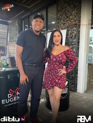 María Mercedes Pacheco Instagram - DIOS LOS CRÍA , PARRILLA FUTBOLERA LOS UNE! EL TEAM DE LOS SECRETOS @maximobanguera_mb1 @jklimo22 @marcosmondainiok UNOS CRACKS ⚽️ DOMINGOS 9:00 pm POR @diblutv Y #youtube