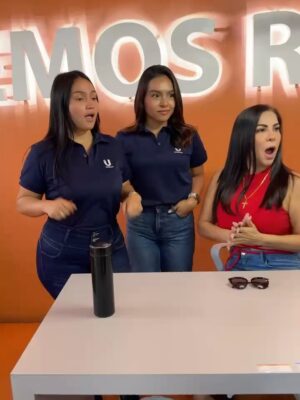 María Mercedes Pacheco Instagram - @urgentito_guayaquil #marcas # #empresas #influencer #creadoradecontenido #publicidad
