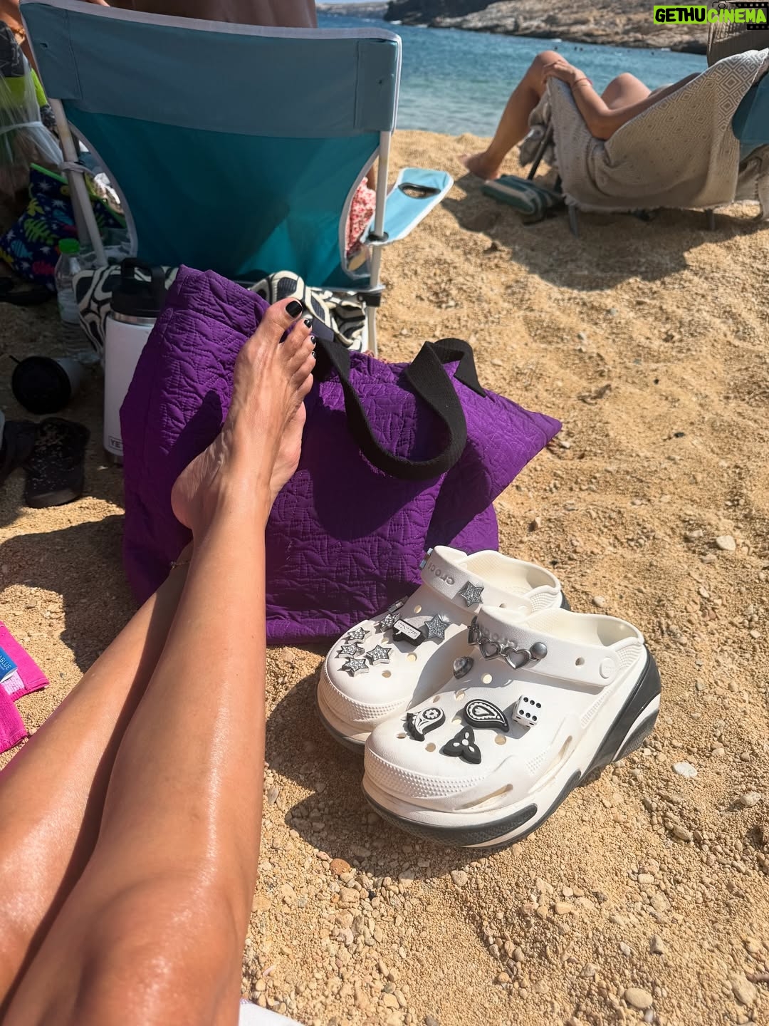Maria Solomou - 16K Likes - SERIFOS
————-
#δεθαφυγωαπτονησι