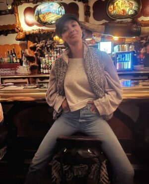 Maria Sten Instagram - roaming wyoming 🦬🤠💙