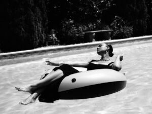 Maria Sten Instagram - monday mood... hope your day is going swell, old sport.