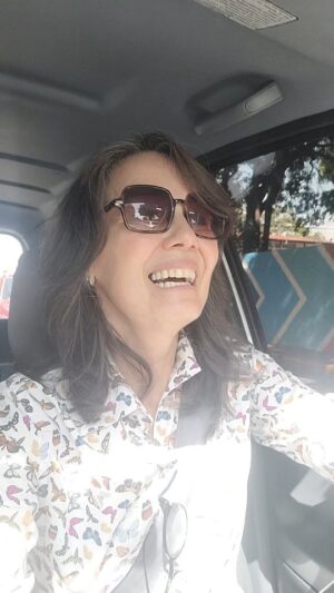 Marialejandra Martín Instagram - La próxima semana arrancamos rodaje de la película de @alfredojanzola con mis queridos @greisymenaoficial @germananzola
Producción @jemartinezd
Guion @olegario_barrera
Feliz ☆☆☆☆☆☆🎬🎬🎬 ❤️❤️❤️❤️❤️
