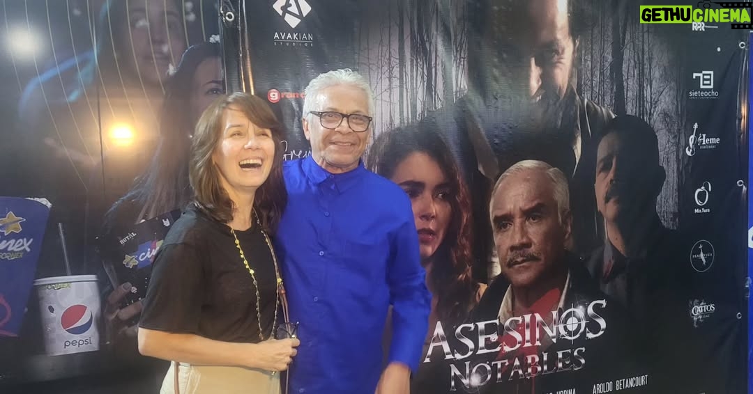 Marialejandra Martín - 241 Likes - Anoche en el estreno de Asesinos Notables, de @marcos.moren orgullosa de tí, querido ☆☆☆☆

Felicitaciones a todo el equipo ☆☆☆☆☆❤️
