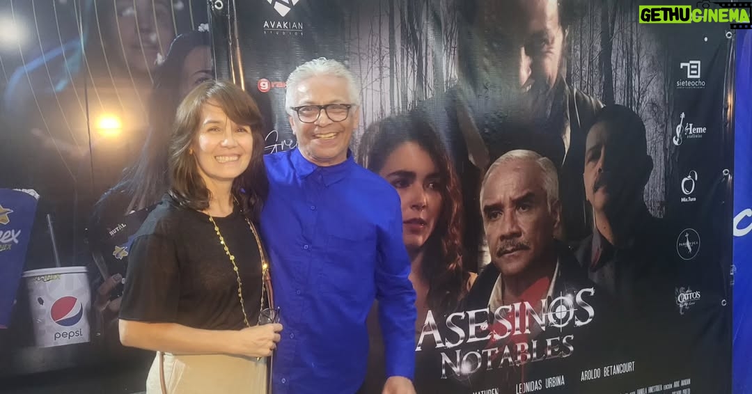 Marialejandra Martín - 241 Likes - Anoche en el estreno de Asesinos Notables, de @marcos.moren orgullosa de tí, querido ☆☆☆☆

Felicitaciones a todo el equipo ☆☆☆☆☆❤️