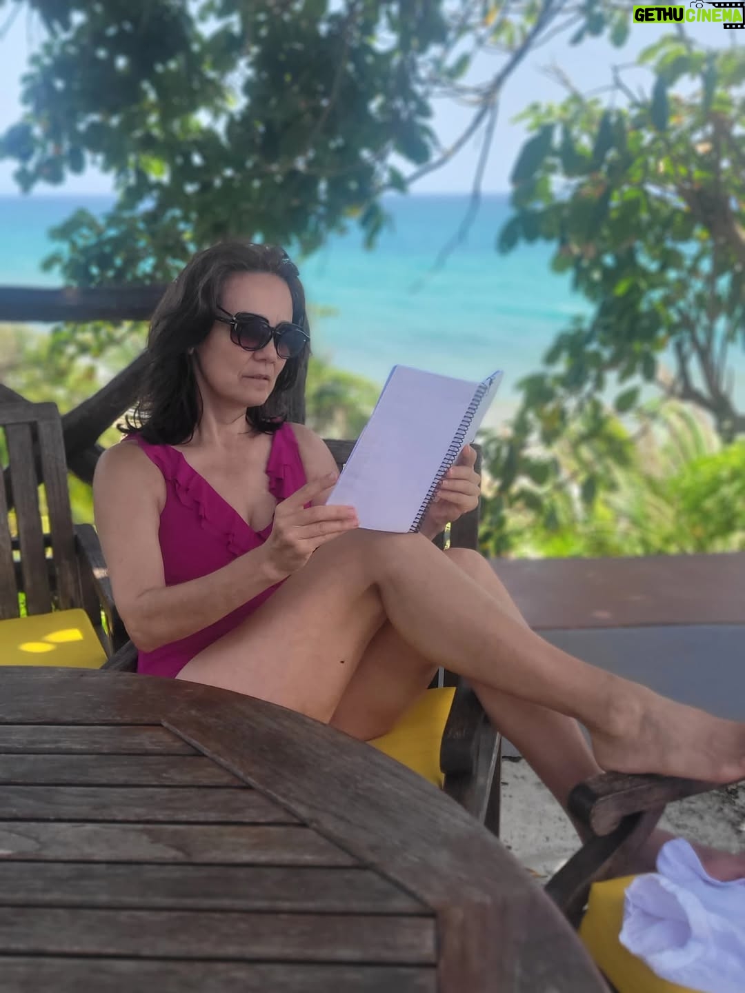 Marialejandra Martín - 2.3K Likes - Estudiando ☆☆☆☆☆☆ 🎬 ❤️