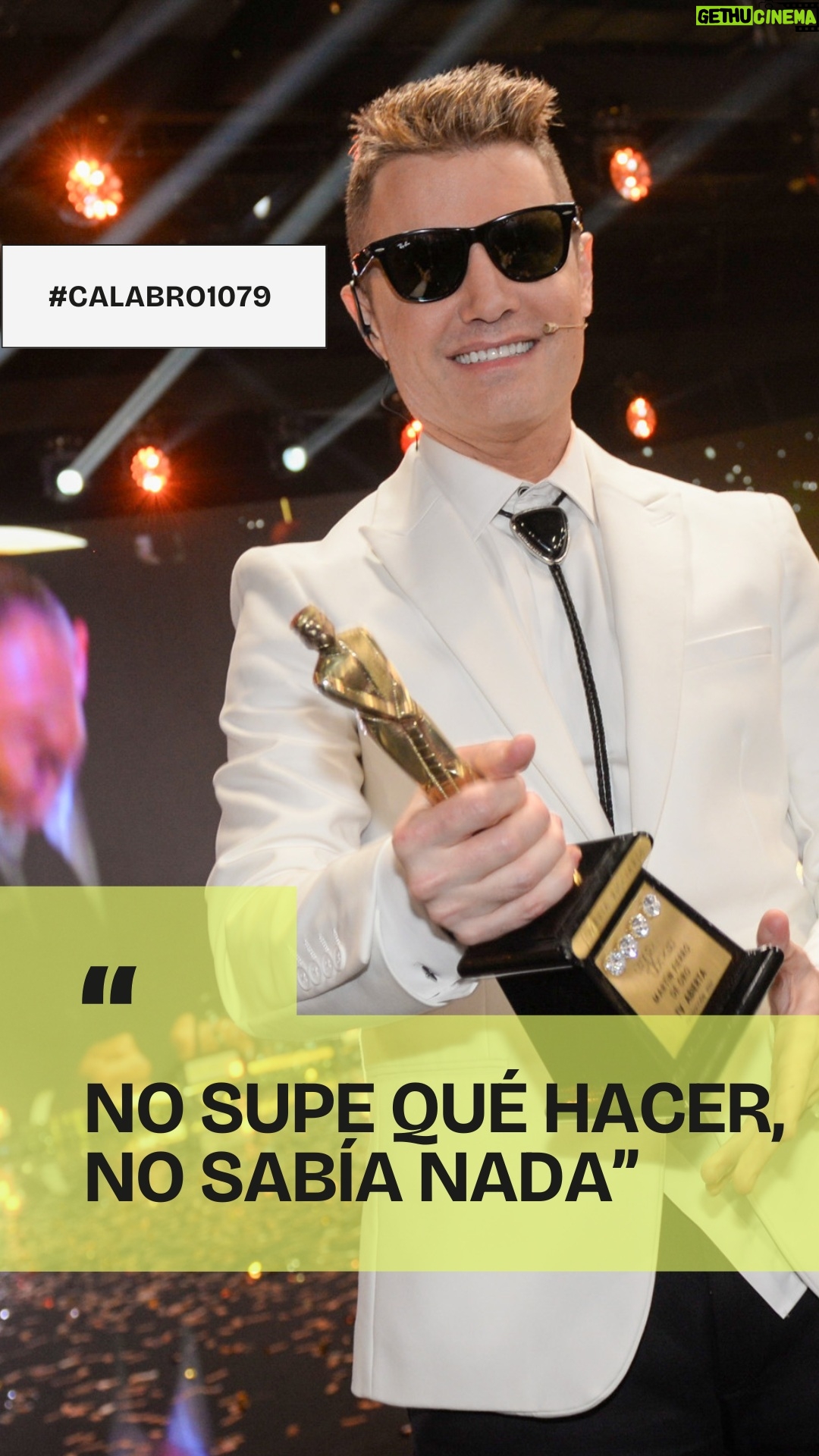 Marina Calabró - 271 Likes - Santiago del Moro sobre su autoanuncio, del Martín Fierro de Oro: "La única terna que sabía era la primera, porque me explicaron la metodología. No supe qué hacer, dije 'lo voy a hacer como grité todos los premios'"

🟣 #Calabro1079 con @marinacalabro_ok y @gzaffora
