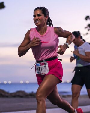 Marina Ferrari Instagram - OLHA A CARA DE SOFRIDA, sou um meme! Hahaah Final de semana com RP batido, sexto lugar, muita adrenalina e diversão do jeitinho que amo! 🏃🏽‍♀️❤️ @agraassessoria fazendo parte dessa evolução!!