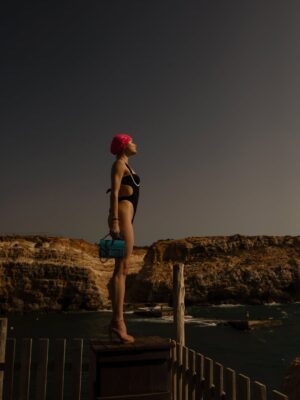 Marina Mazepa Instagram - Summer’s almost over, but I’m not done diving in 🤣☀️💦
.
@alina.safonova.photo
@nayanaluswimwear