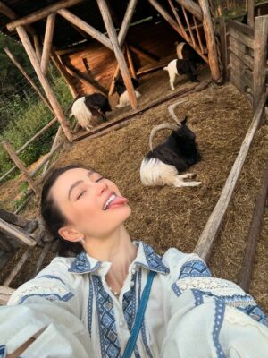 Marina Mazepa Instagram - Camera roll from the last week at @mountain_residence_apartments ✨
.
For a while I felt burned out—mentally tired, lost, constantly running… until I finally took a break. Coming back home was the best decision I’ve ever made. As they say, your homeland gives you strength. Not only strength, but it also reminds you of who you are to the core.
This trip shifted my path in a completely new direction.
🪄💙💛
