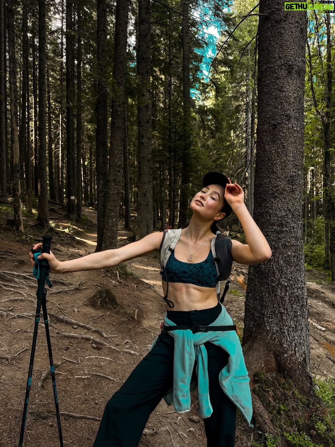 Marina Mazepa - 2.3K Likes - I conquered Hoverla — the highest mountain in Ukraine💙💛 Swipe!
.
Today’s climb up Hoverla taught me something big
- the last steps are always the hardest. Right before the top is where most people quit, but if you push just a little further you get the reward. That’s where you win. Keep going until the breakthrough!

#Говерла (2061 м) / #Hoverla #marinamazepa #ɴᴇᴠᴇʀɢɪᴠᴇᴜᴘ #ukrainiangirl #capathianmountains