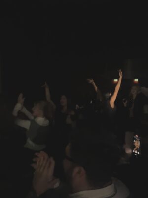 Marleen Lohse Instagram - ✨ Gestern war die Berlin-Premiere von Die Schule der magischen Tiere 4.
Was für ein wunderschöner Abend! 💫
Ich bin so dankbar, ein kleiner Teil dieser magischen Gemeinschaft zu sein.
Ab dem 25.09. im Kino! 🎬🦉🪄
🙏🏻
@dsdmt_film #kordes&kordes
@maier.emilia @ninahauncasting
@ninajensenstyling @odeeh_official @olelynggaardcopenhagen @maren.lilian @katharina_handel