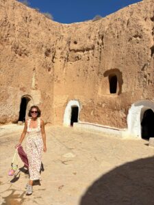 Actress Marta Andrino HD Photos and Wallpapers September 2025
