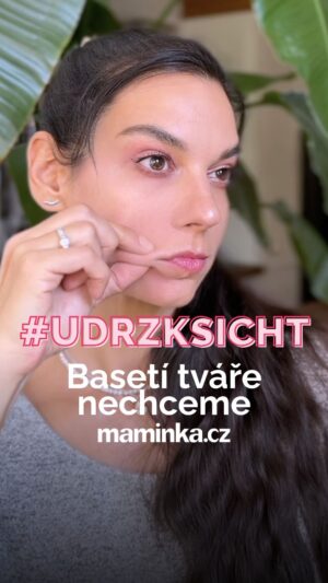 Marta Ondráčková Instagram - BASETÍ TVÁŘE NECHCEME! Co pro to můžeš udělat hned a vidět výsledek už za pár dní? 🤩
V první řadě přestaň koukat do mobilu, protože tím jim akorát pomáháš! 🤷🏻‍♀️
A pak si naordinuj tuhle jednoduchou masáž 😍😍😍
Cvíčo pak můžeš dělat kdykoliv během dne 😜

#udrzksicht #maminka #rutina #lifting #marionety #basetitvare #prirozenakrasa #sebepece #wellaging 

Trápí mě marionety/basetí tváře a je mi