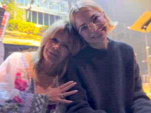 Mary-Margaret Humes Instagram - Exactly one week ago tonight in NYC … did this really happen or was it all a dream. “Michelle’s dream” was to bring the timeless words of @kevwilliamson back to life all in support of our amazing @vanderjames … nailed it!! There are so many pictures out there but very few on my camera … my favorite might be the one with Annabelle helping me navigate from backstage into the theater … there were so many stairs!! A huge shout out to my besties @louisvanamstel and @karynwulbrun for flying in and supporting the cause …  Again, did this really happen?? I Love you guys and miss you already @vanderkimberly @katieholmes @vancityjax @johnwesleyshippjr @actorkerrsmith @meremonroe @busyphilipps @9ninarepeta  #marybethpeil #dawsonscreek #dawsonscreekreunion #tvfamily