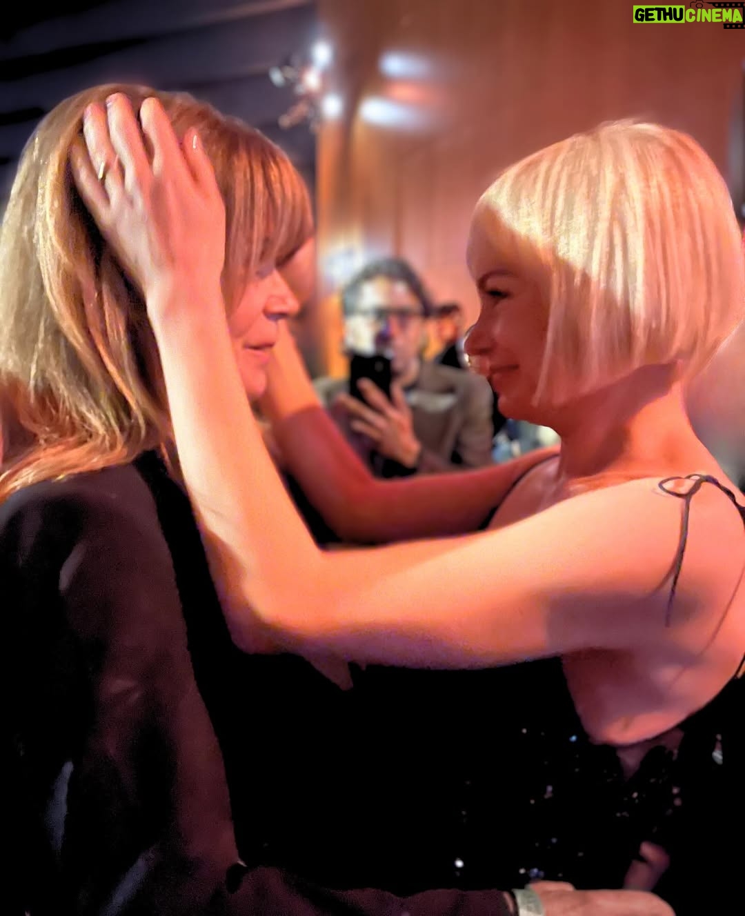 Mary-Margaret Humes - 8.9K Likes - Our first hug in over 22 years … embracing the joy of life with beautiful Michelle Williams at last night ‘s #DyingForSex celebration. If you haven’t already seen this limited series … you should. She is brilliant in it. #memories #dawsonscreek