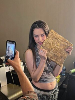 Marylou Mayniel Instagram - yesterday the jury from @prixjosephine decided to reward choke enough as best album of the year and Im encore sous le choc personellement 😭
Thank you to the entire team and the great night we ve had together. Congrats to all the artists. 

I share this prize with @caseymq 
and all the people that have been working with me on the record @cecilebelieve @agcook404 @dannylharle @natecampany @wkrampf 

my managers and labels @truepanther @becausemusic 

💙🫂

pictures by @kevyncharo @wkrampf @hichemmhaya 
style @pdemones 
hmu @kevyncharo