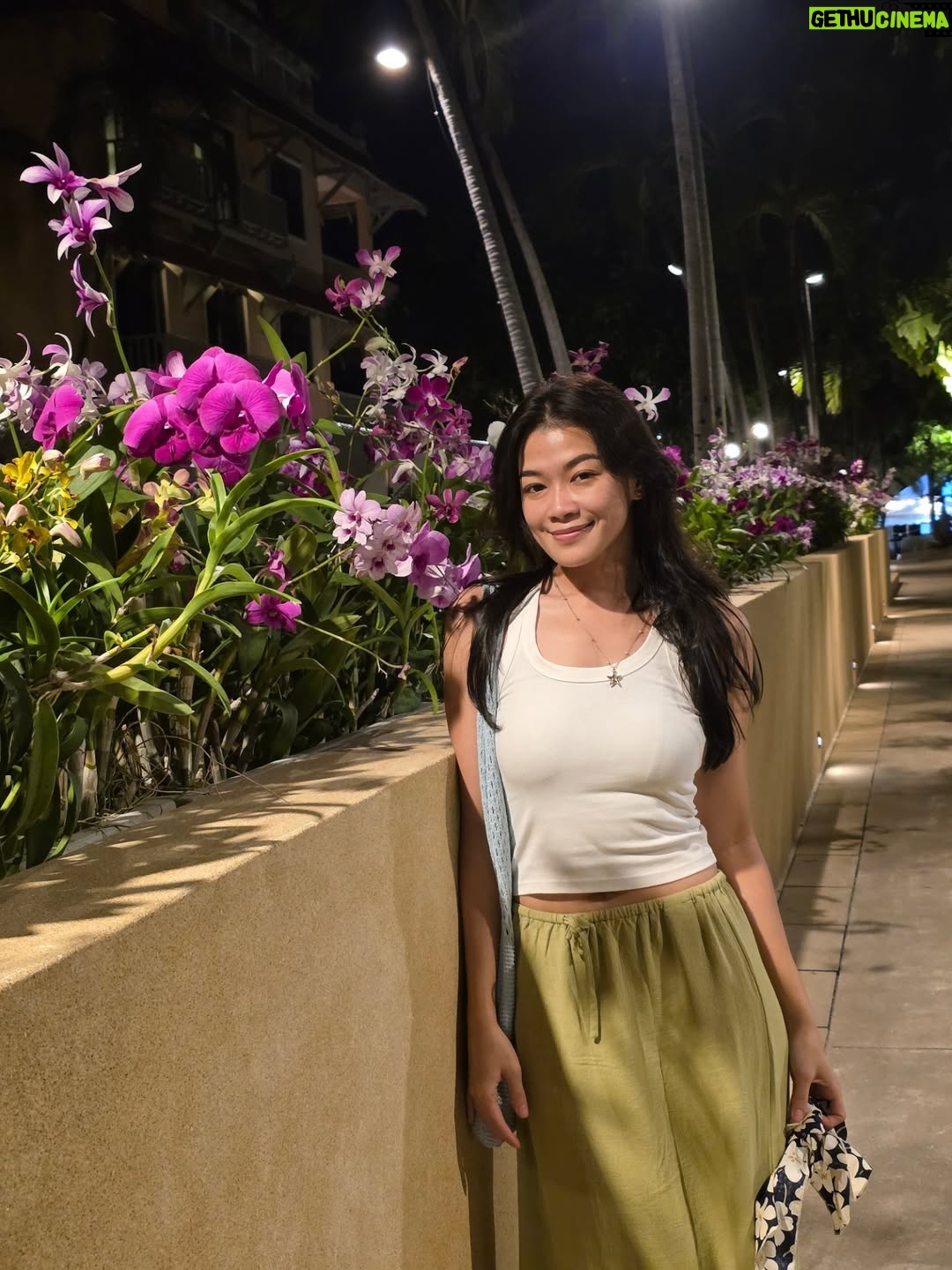 May Toe Khine - 4.4K Likes - Just me and my fits 🤍🌼

#MayToeKhine