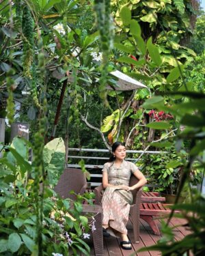 May Toe Khine Instagram - Rainy days. š§
#MayToeKhine