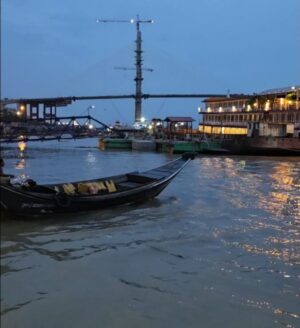 May Toe Khine Instagram - An evening at the other side of yangon. š©µāļøš¶š
#MayToeKhine