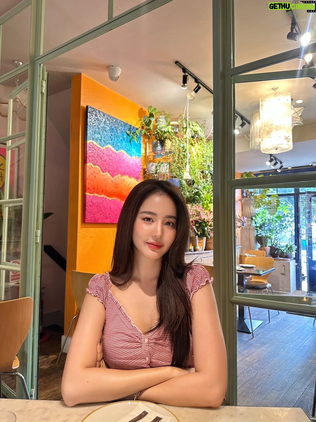 Maylada Susri - 519.9K Likes - Can I bite you? 🥰