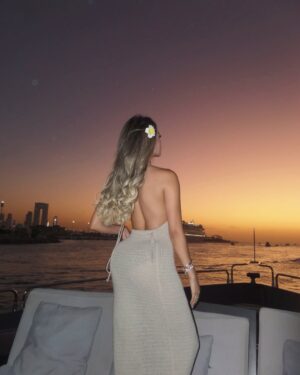 Mayra Goñi Instagram - Golden days☀️
