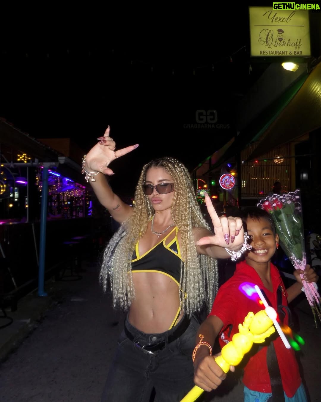 Mayra Goñi - 216.8K Likes - Tu trío favorito 🦋