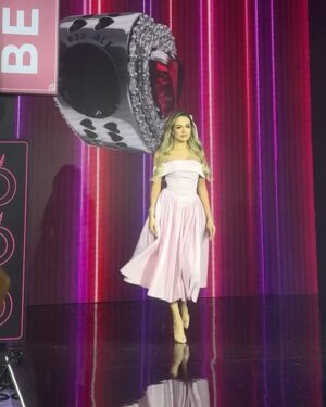 Mayra Goñi Instagram - PANDORA’S JEWELRY SHOW 💖 @theofficialpandora
#FromThailandWithLove #PandoraSquad24 #PandoraTakesThailand #Pandora
