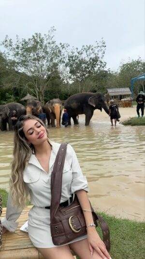 Mayra Goñi Instagram - Green Elephant Sanctuary 🐘🤍 @theofficialpandora
#FromThailandWithLove #PandoraSquad24 #PandoraTakesThailand #Pandora