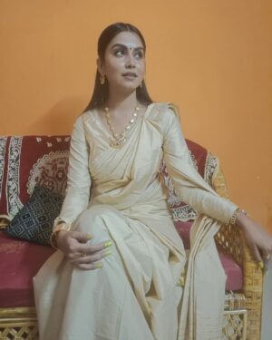 Meenakshi Borah Instagram - Stay simple…stay true…🧿❤️
.
.
.
.
.
.
.
#spreadlove #staypositive #laila #loveislove #explore #explorepage #nofilter