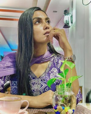 Meenakshi Borah Instagram - Color my life with the chaos of trouble…💜
.
.
.
.
.
.
#picoftheday #love #foryou #instagram #explore #explorepage